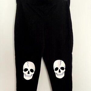 Torrid Cropped Black Leggings Size 1 Skulls